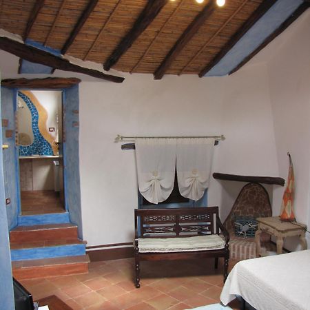 Hotel Anticos Palathos Orosei Kültér fotó
