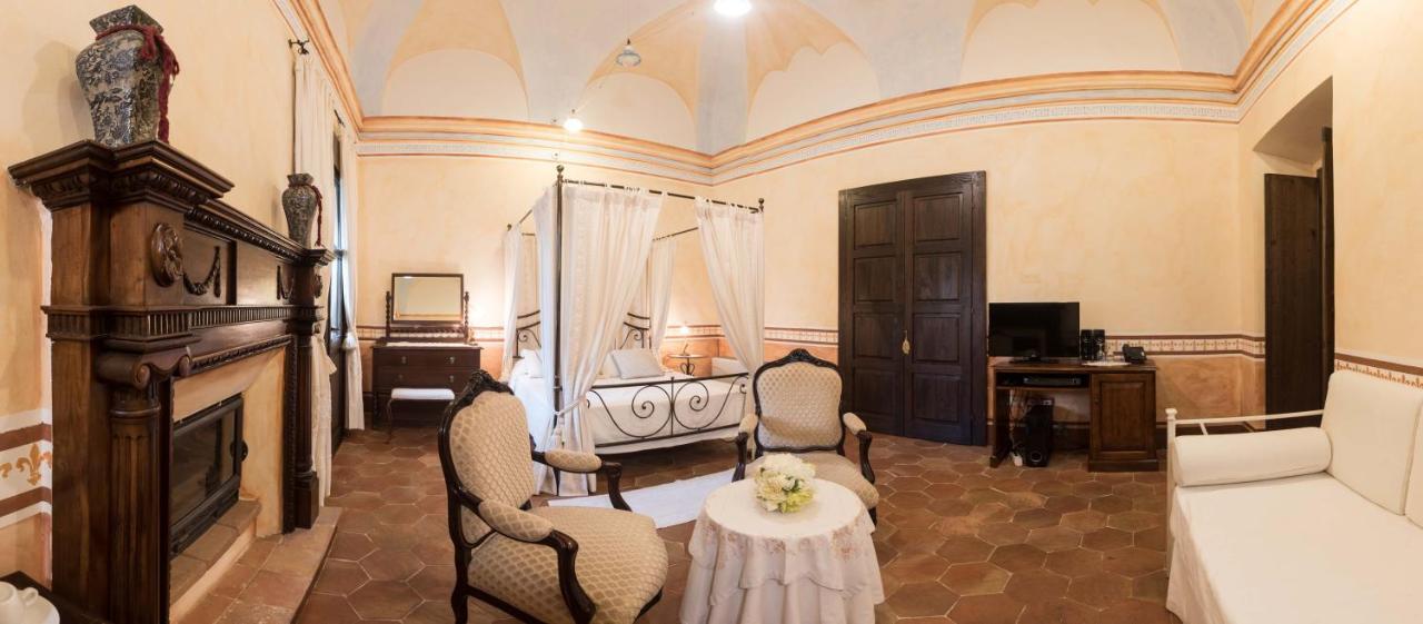 Hotel Anticos Palathos Orosei Kültér fotó