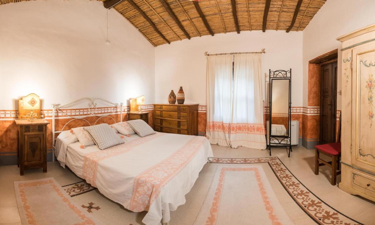 Hotel Anticos Palathos Orosei Kültér fotó