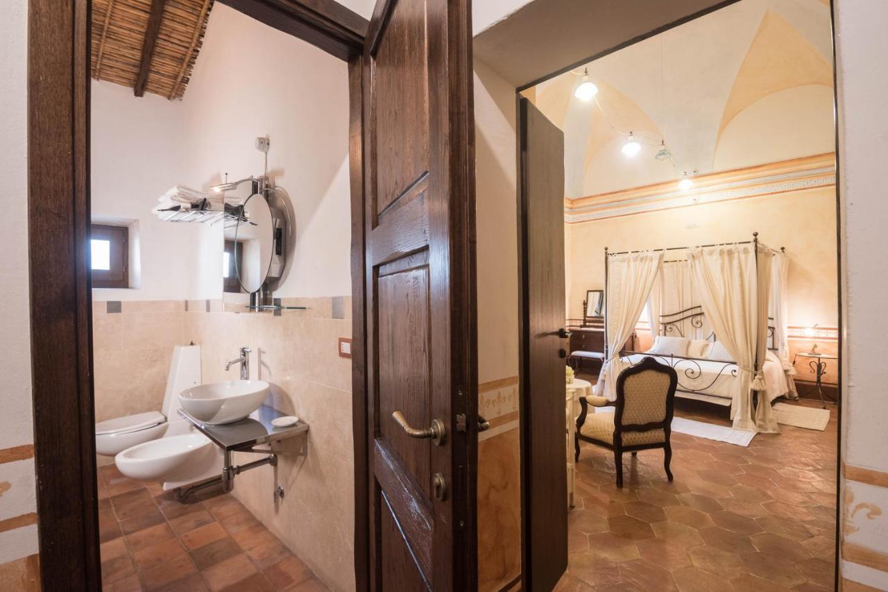 Hotel Anticos Palathos Orosei Kültér fotó