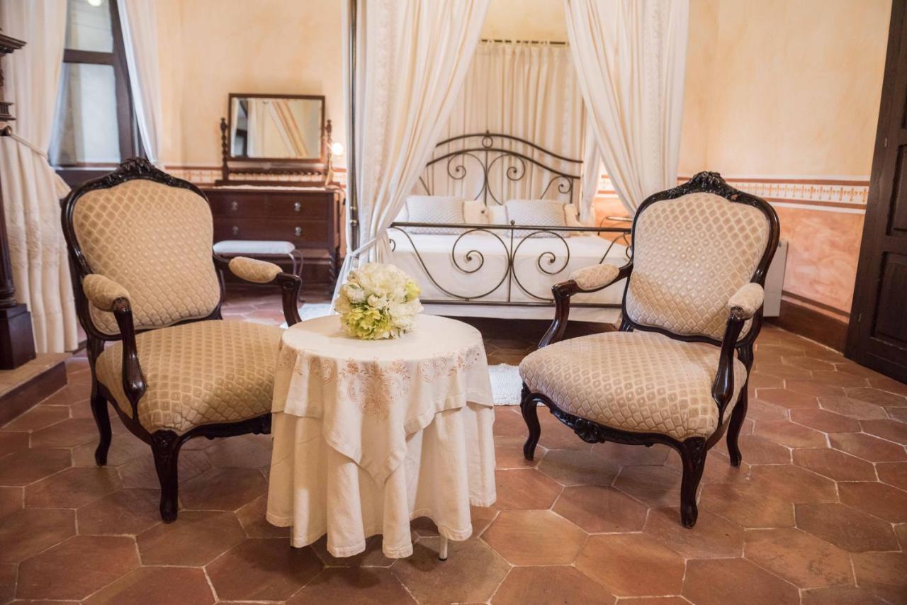 Hotel Anticos Palathos Orosei Kültér fotó