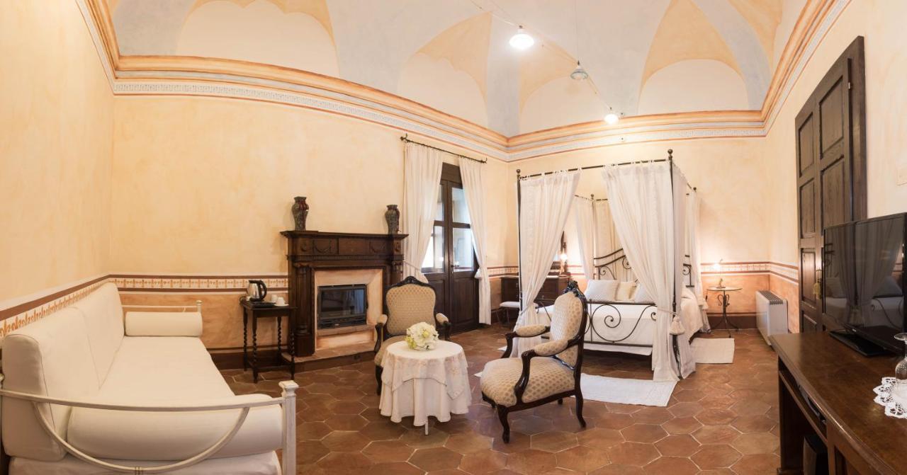 Hotel Anticos Palathos Orosei Kültér fotó